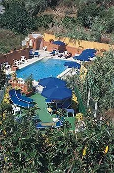 Punta Imperatore Hotel