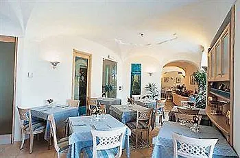 Punta Imperatore Hotel 4*