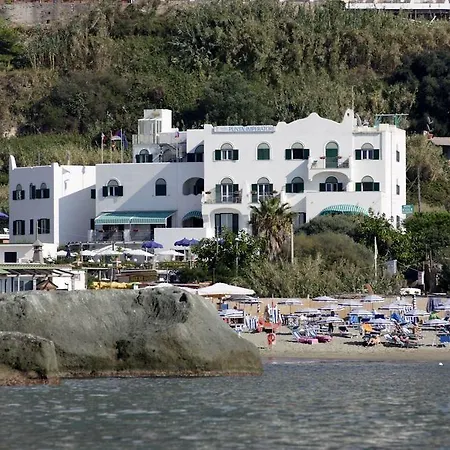 Punta Imperatore Hotel